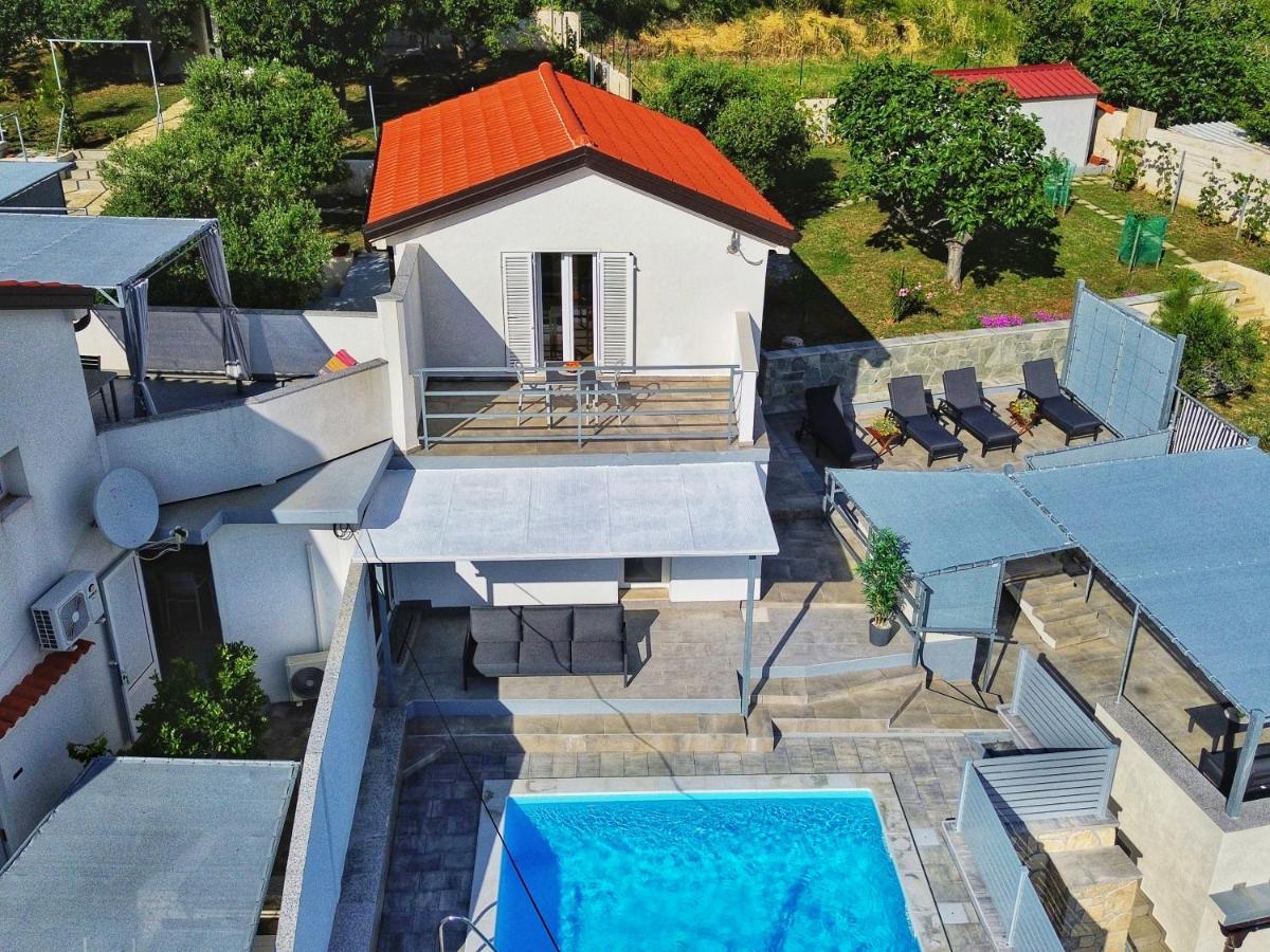 Villa Carmen Draga Bašćanska المظهر الخارجي الصورة